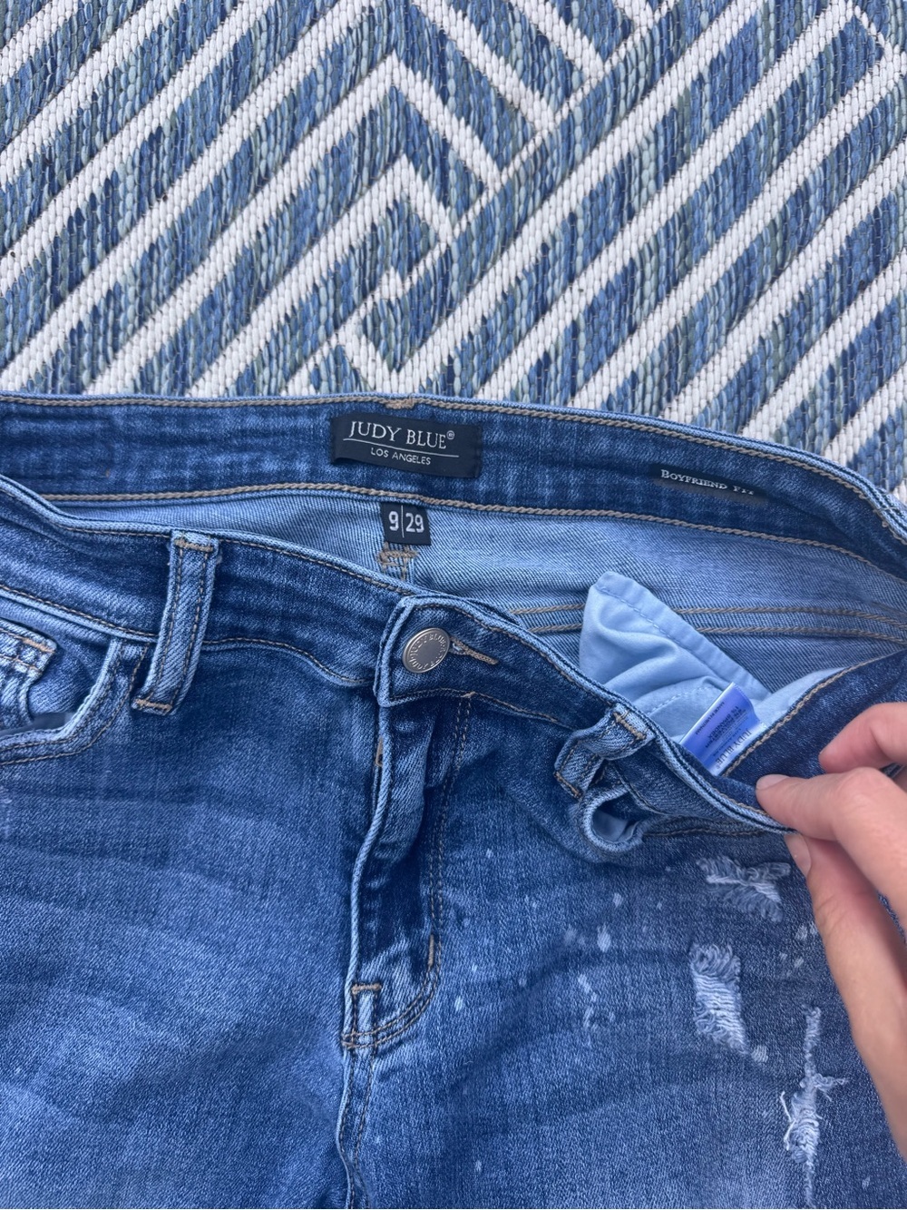 Judy Blue Distressed Dark Blue  Jeans size 9 - Picture 3 of 5